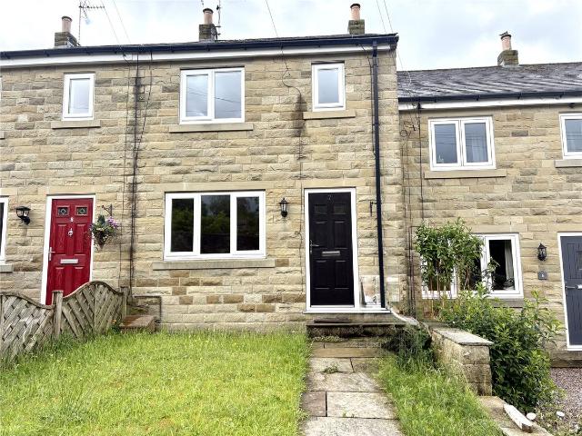 House for rent in Whitfield, Charlesworth