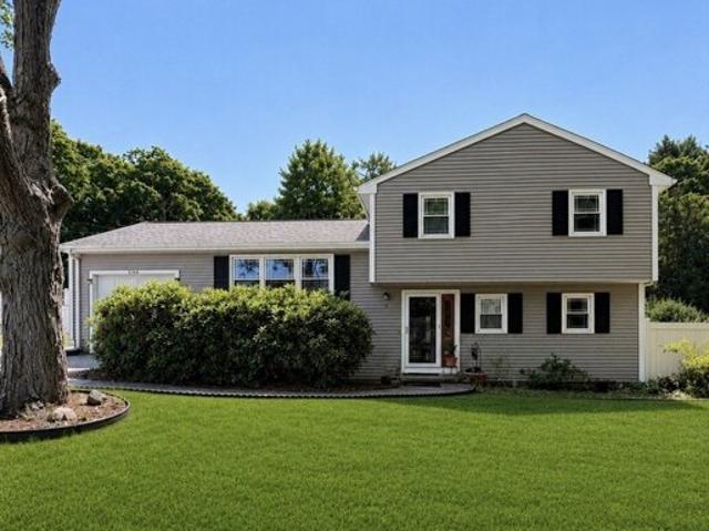 House for sale in Walpole, Massachusetts
