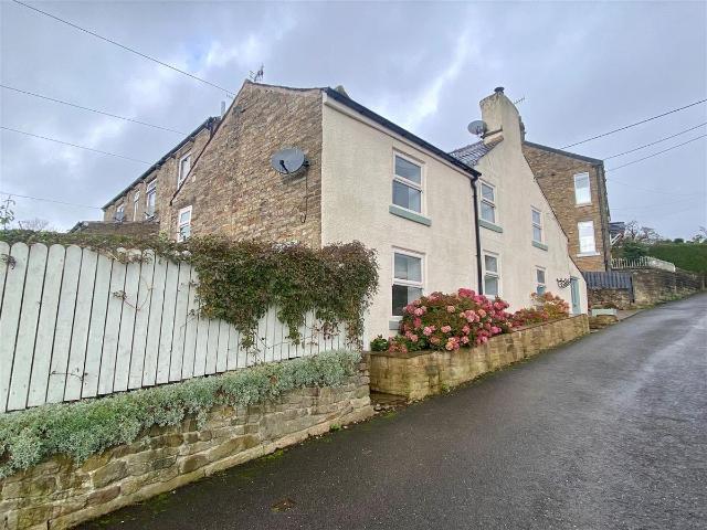 House for rent in Charlesworth, East Midlands