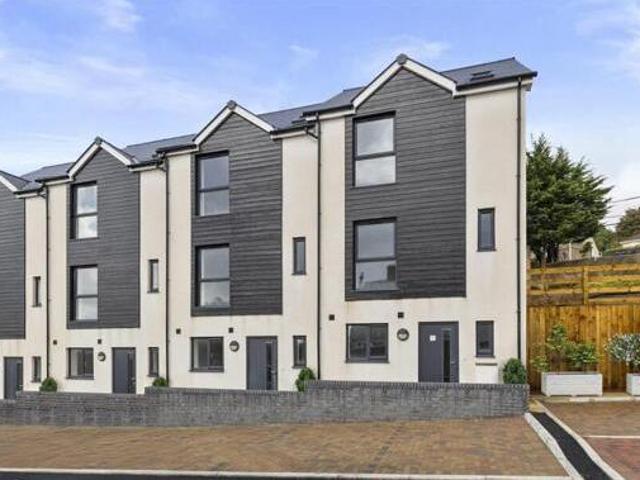 House for sale in Follaton, Strode