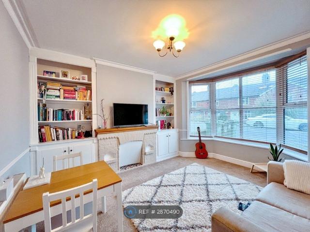 Apartment for rent in Bridgemere, Eastbourne