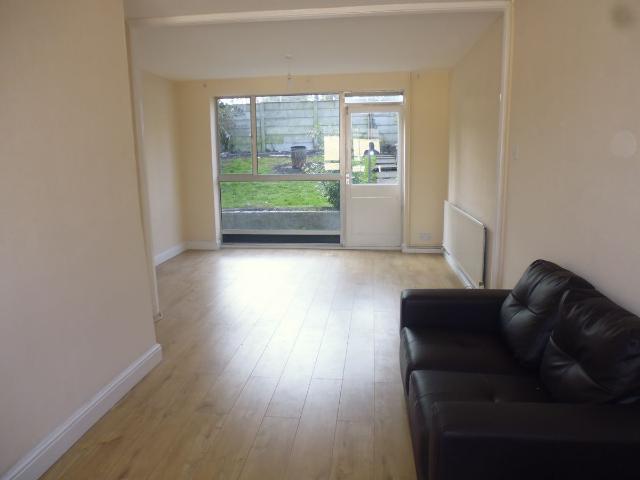 House for rent in Southfields, Greater London