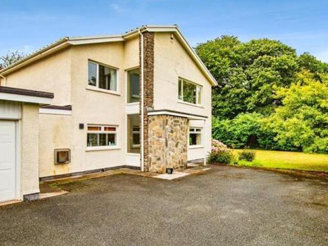 House for sale in Saundersfoot, Wales