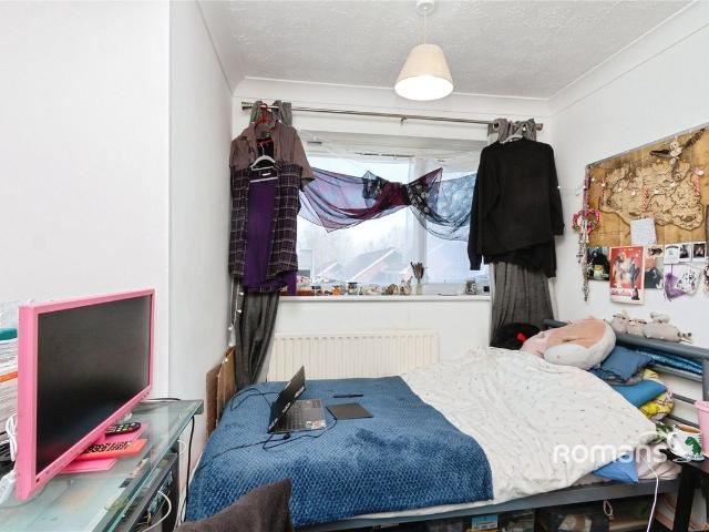 Room for rent in Fole, Surrey