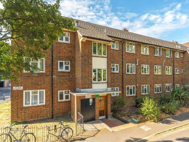 Apartment for rent in London Borough of Wandsworth, Greater London