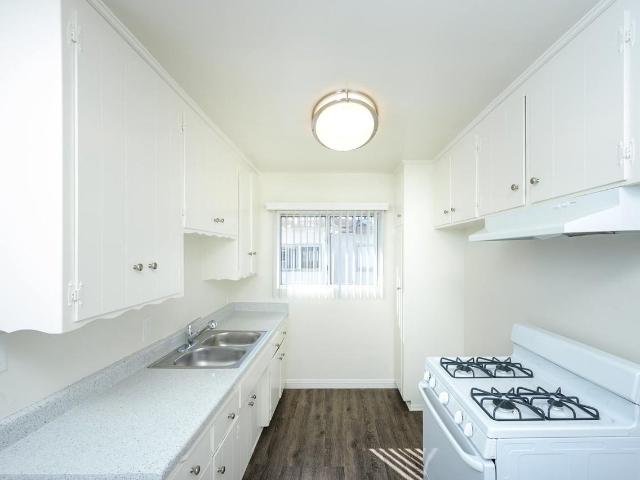 Apartment for rent in North Hollywood Northeast Neighborhood Council District, Los Angeles