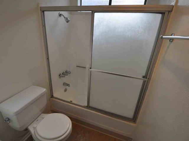 Apartment for rent in Canoga Park, California