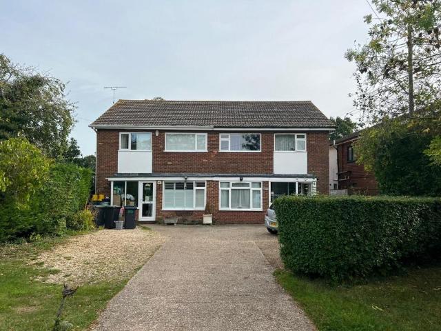 House for rent in Rough Common, Canterbury