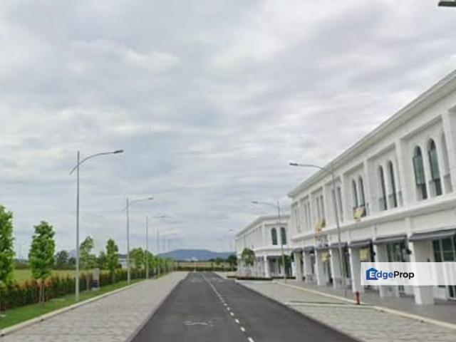 Shop for sale in Kajang, Langat