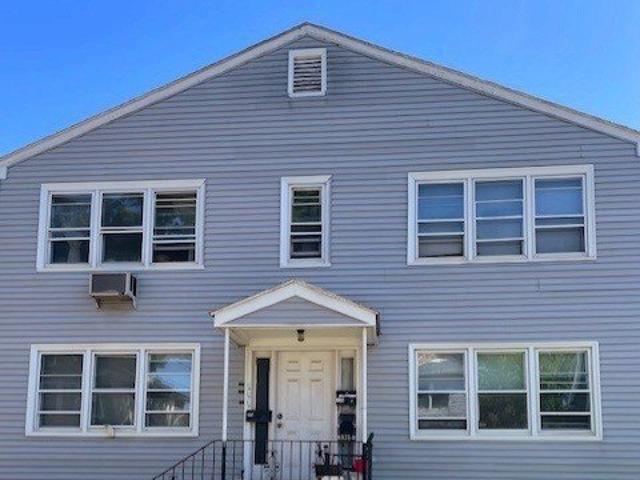 House for sale in Bridgeport