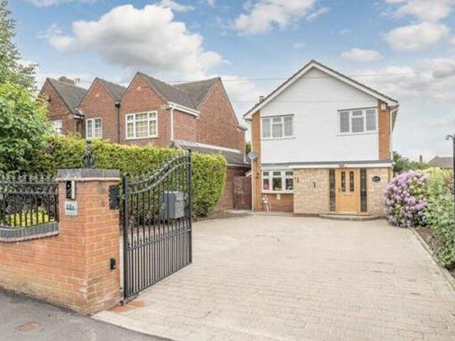 House for sale in Stourbridge, West Midlands