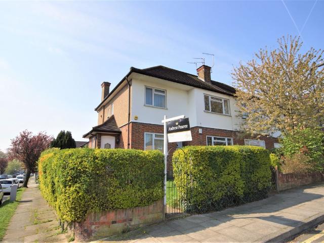 House for rent in Lane, Greater London