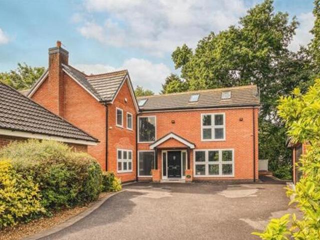 House for sale in East Midlands