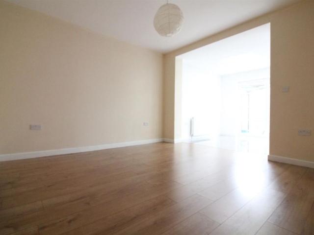 Apartment for rent in London Borough of Ealing, Greater London