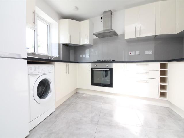 House for rent in London Borough of Ealing, Greater London
