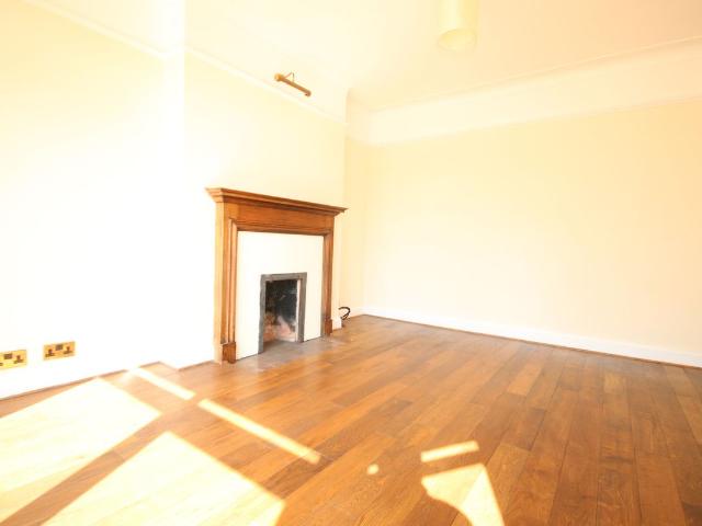 House for rent in London Borough of Ealing, Greater London