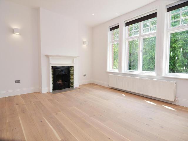 House for rent in St Margarets, Greater London