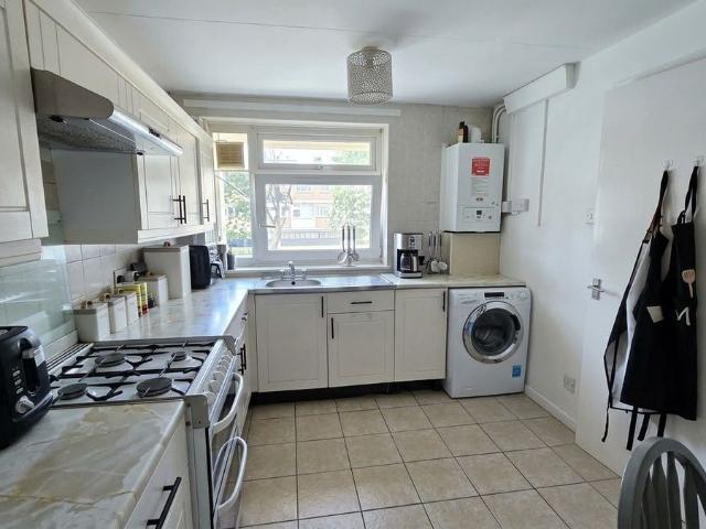 House for rent in Old Ford, Bow