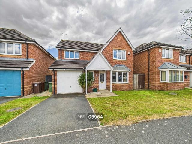House for rent in Featherstone, Streethouse