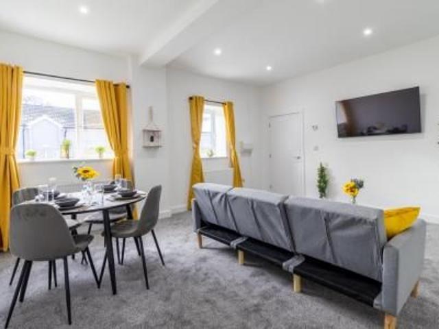 House for rent in Middlecroft, Hampshire