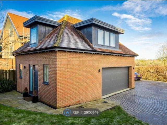 House for rent in Loughton, Milton Keynes