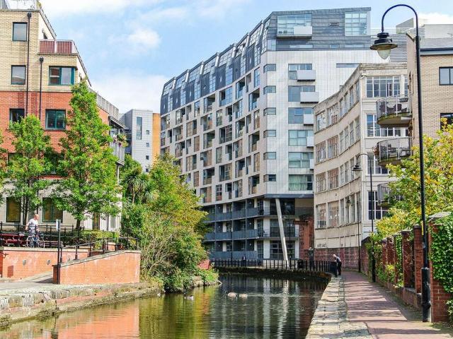 Apartment for rent in City Centre, Georgia
