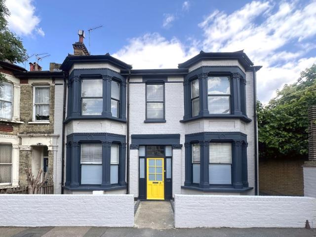 House for rent in Bellenden, Greater London