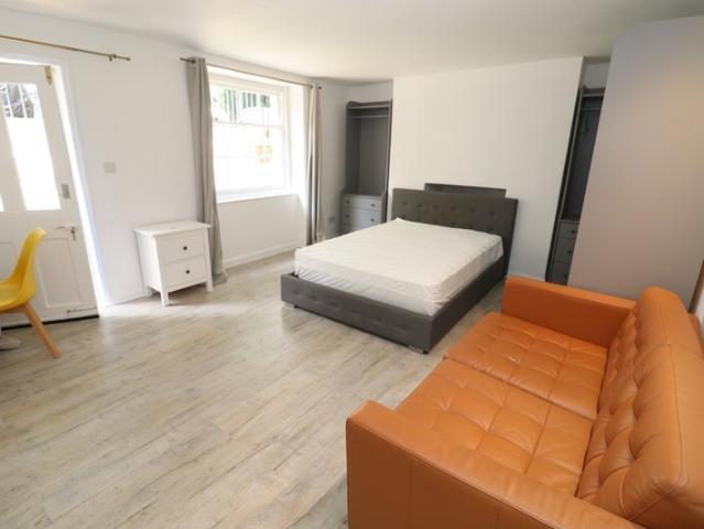 Apartment for rent in Mile End, Greater London