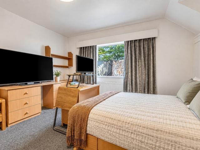 Apartment for rent in Low Farm, Leeds