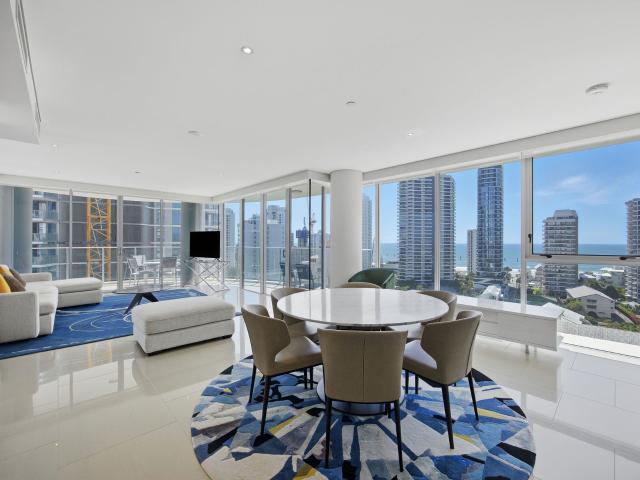 Apartment for rent in Main Beach, Gold Coast City