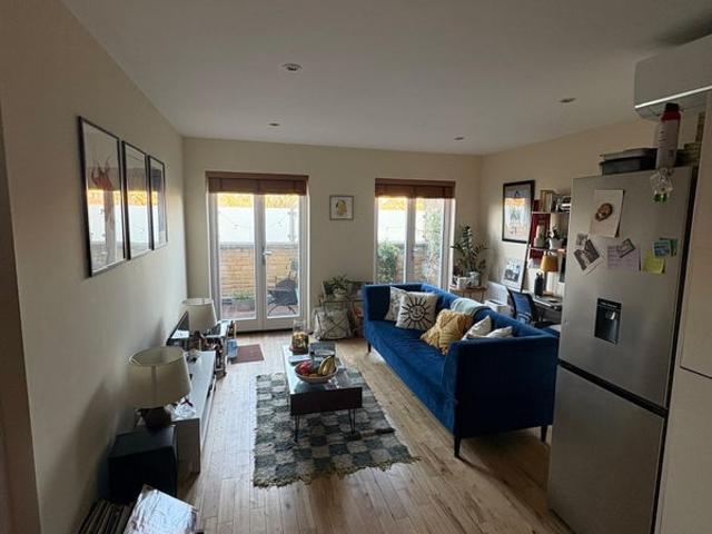 Apartment for rent in London Borough of Lambeth, Greater London