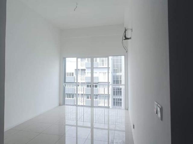 Room for rent in Petaling, Alam Impian