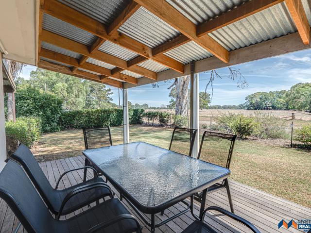 House for sale in Whorouly, Victoria