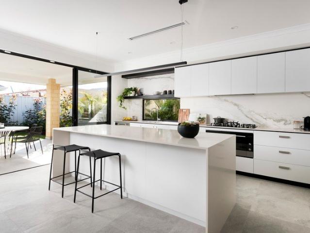 Cottage for sale in Parklands, Western Australia