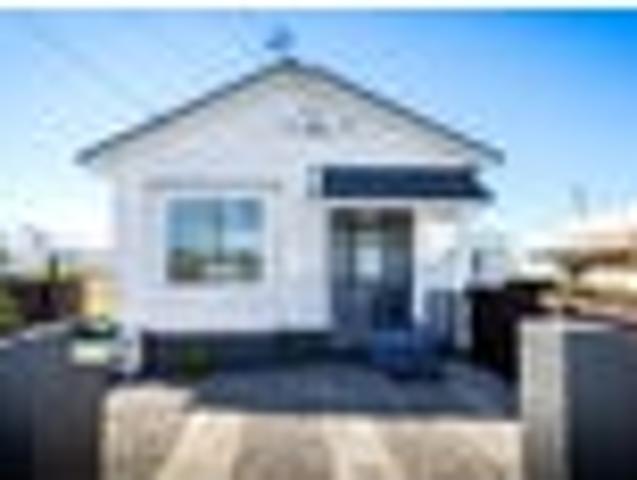 Townhouse for sale in Saint Kilda, Dunedin