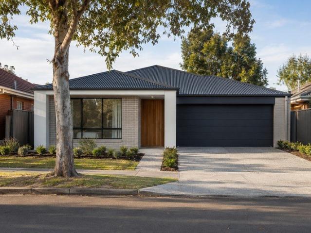 Cottage for sale in Embleton, Western Australia