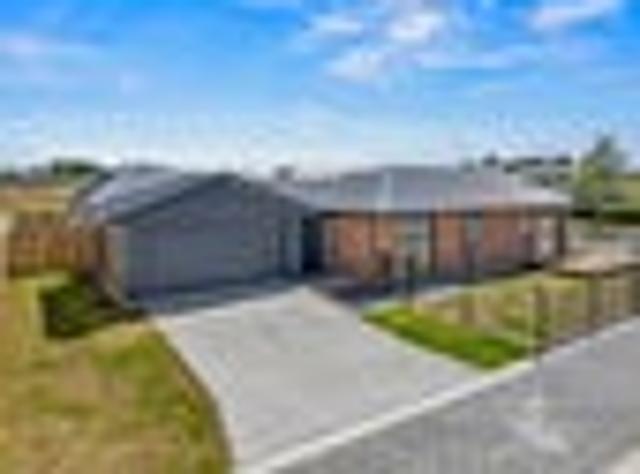 House for sale in Awhitu