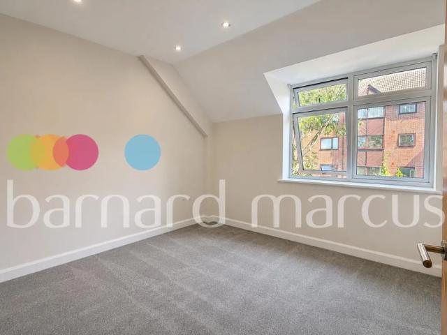 Room for rent in London Borough of Croydon, Purley