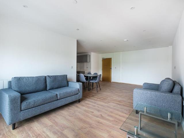Apartment for rent in Hillview, Surrey
