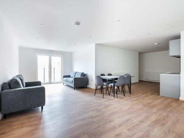 House for rent in Hillview, Surrey