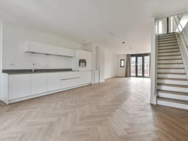 Appartement te huur in West, Amsterdam