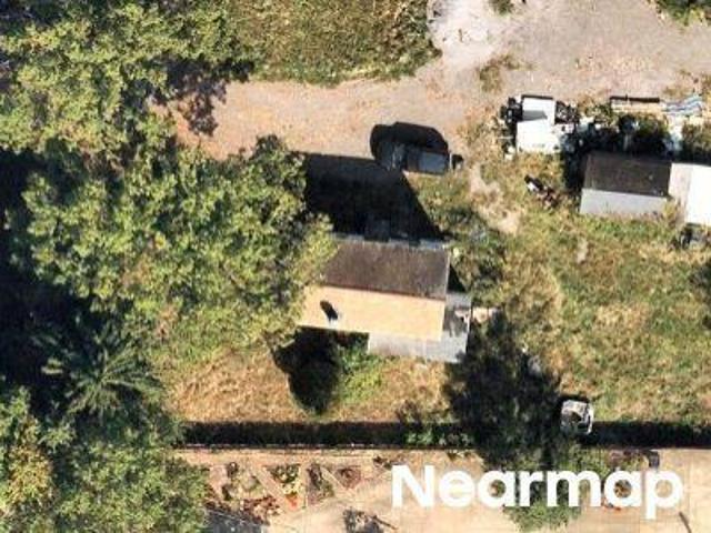 House for sale in Hubbard, Ohio