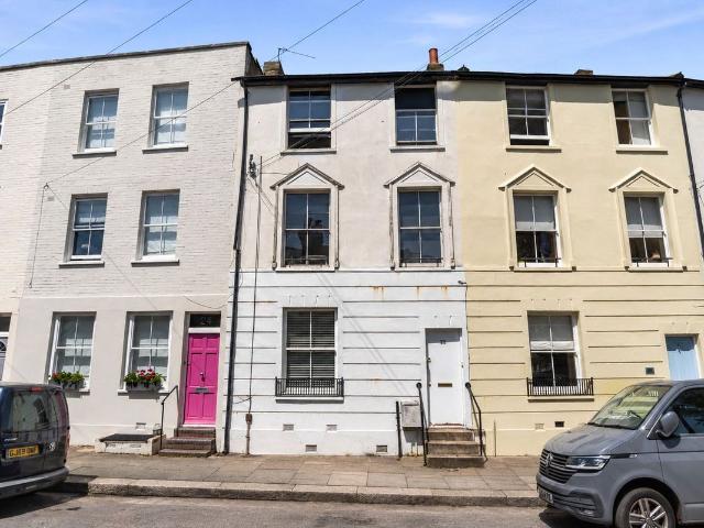 Apartment for rent in Hampton Wick, Greater London