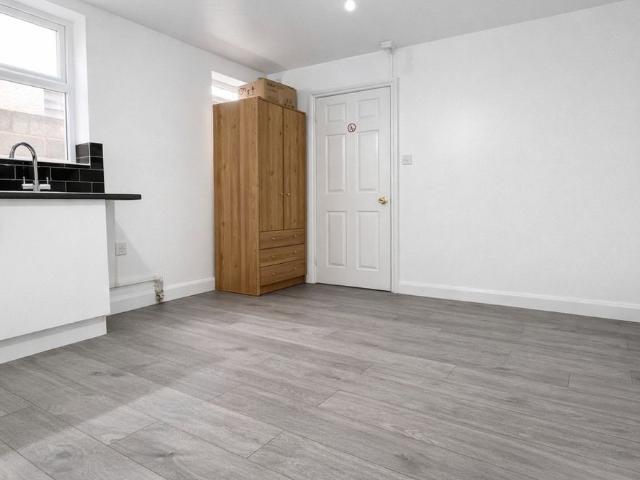 Studio for rent in Plumstead, Greater London