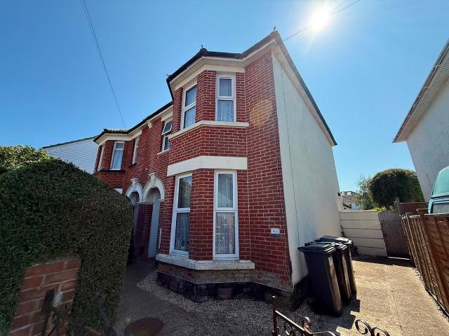Room for rent in Pokesdown, Bournemouth