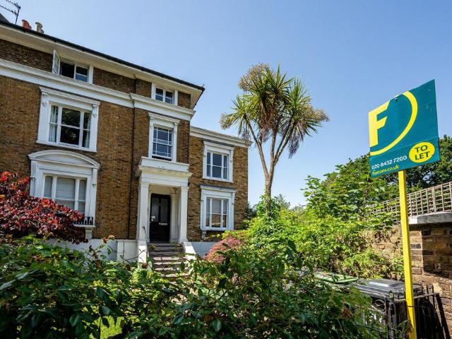 Apartment for rent in London Borough of Lewisham, New Cross
