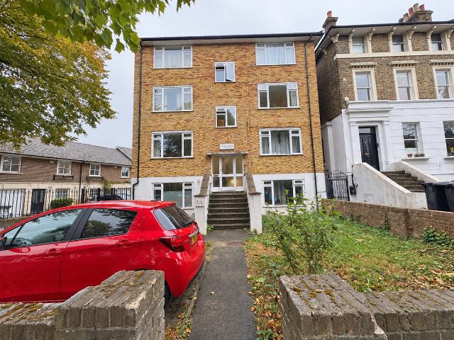 Apartment for rent in London Borough of Lewisham, Greater London