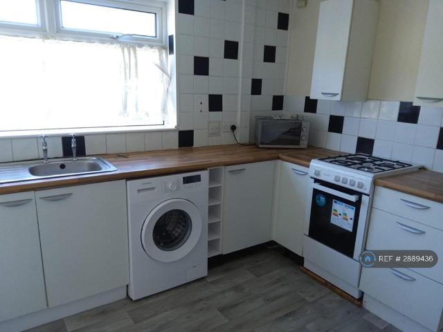 House for rent in Lee Chapel, Essex