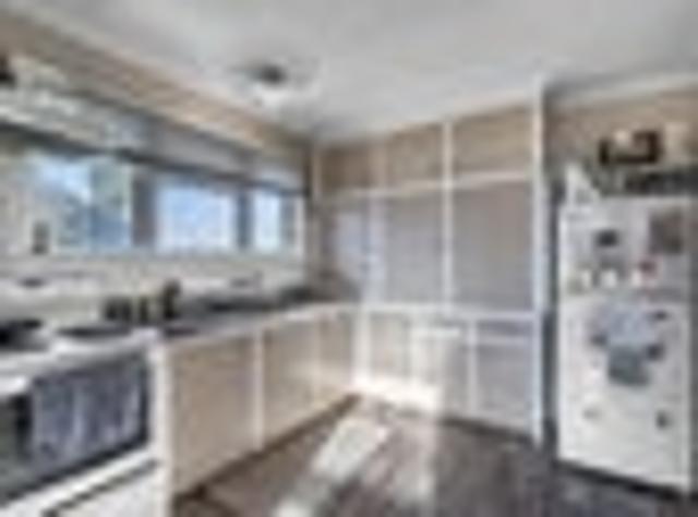 House for sale in Clifton