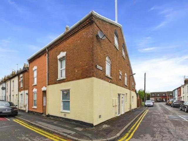 House for sale in Barton, Gloucester